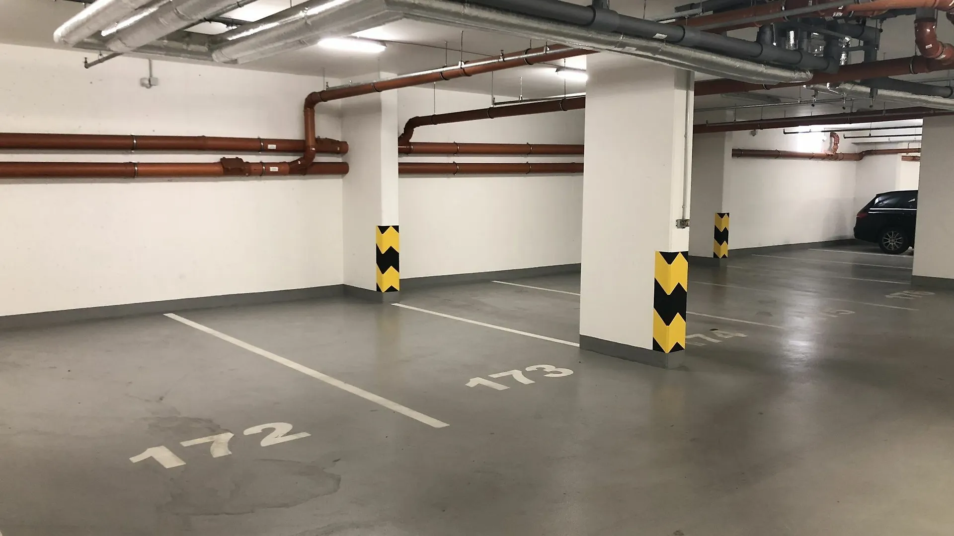 Deluxe Apartments location